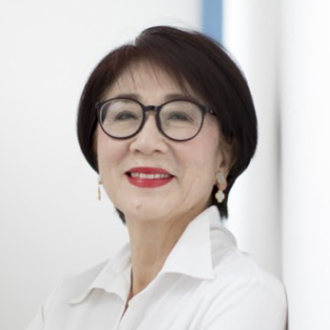 平田 静子 氏
