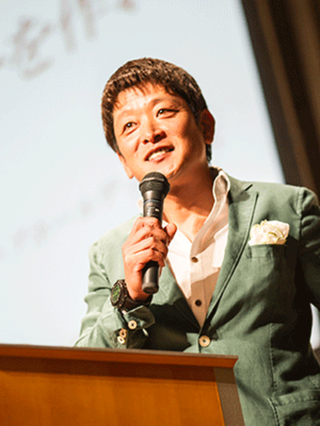 新田 治郎氏（株式会社ジェイグループホールディングス）